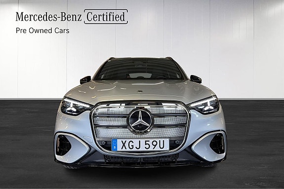 Mercedes-Benz GLC400 2 of 25