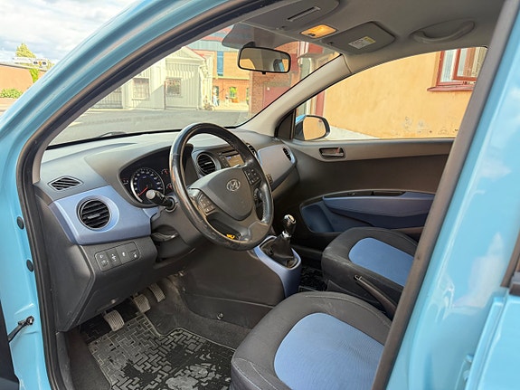 Hyundai i10 8 of 13