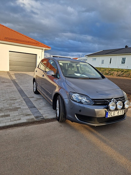 Volkswagen Golf Plus 2 of 5