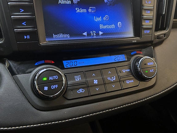 Toyota RAV4 19 of 27