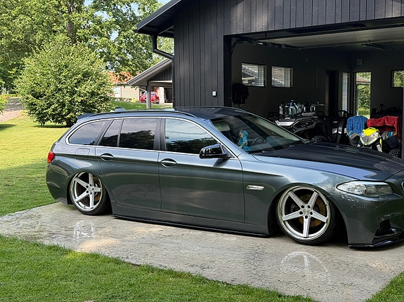 BMW 520d 3 of 13