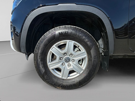 Volkswagen Amarok 14 of 15