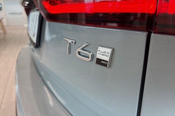 Volvo V60 12 of 30