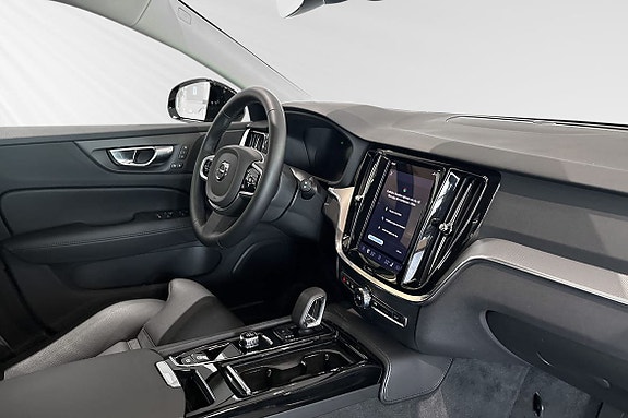 Volvo V60 10 of 30