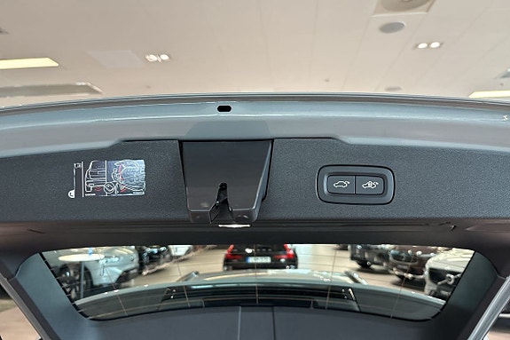 Volvo V60 15 of 30
