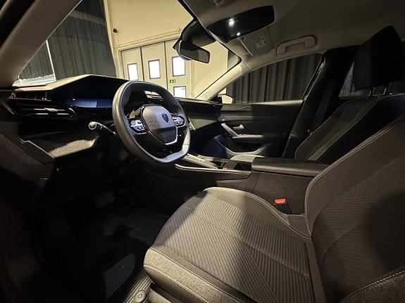 Peugeot 308 5 of 5