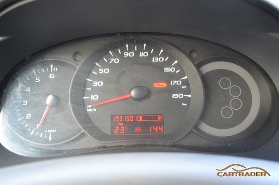 Renault Kangoo Express 9 of 12