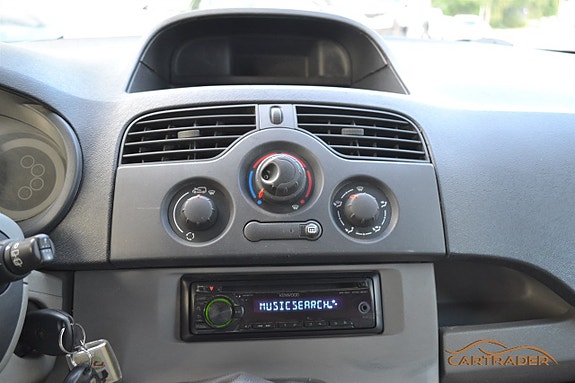 Renault Kangoo Express 10 of 12