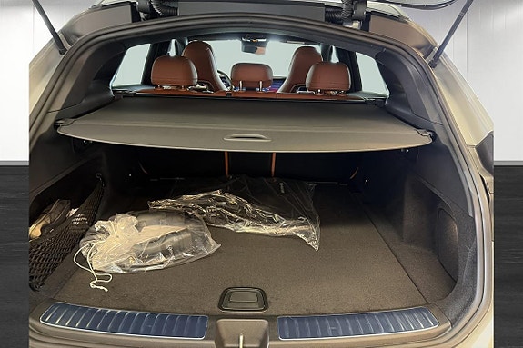 Mercedes-Benz GLC400 24 of 24