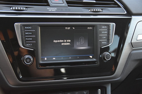 Volkswagen Touran 14 of 16