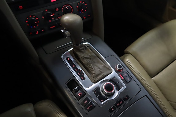 Audi A6 11 of 18