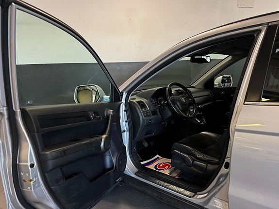 Honda CR-V 18 of 30