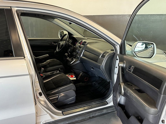 Honda CR-V 19 of 30