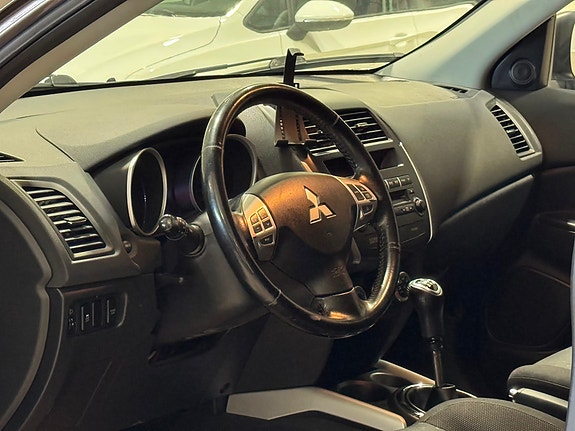 Mitsubishi ASX 5 of 5