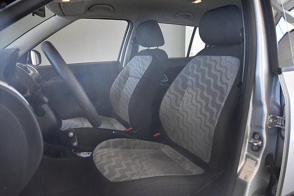 Skoda Fabia 6 of 13