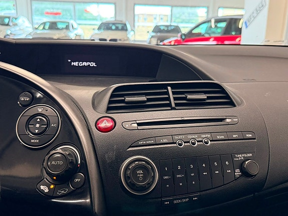 Honda Civic 8 of 15