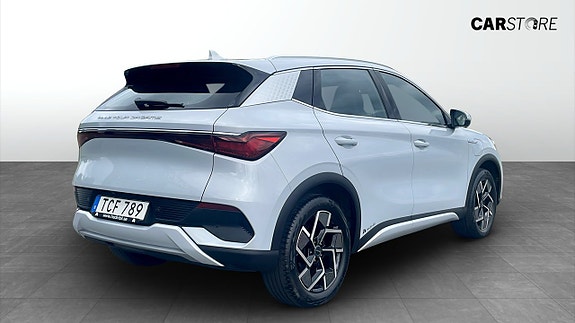 BYD Atto 3 2 of 5