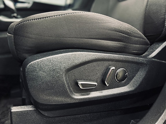 Ford S-MAX 13 of 29