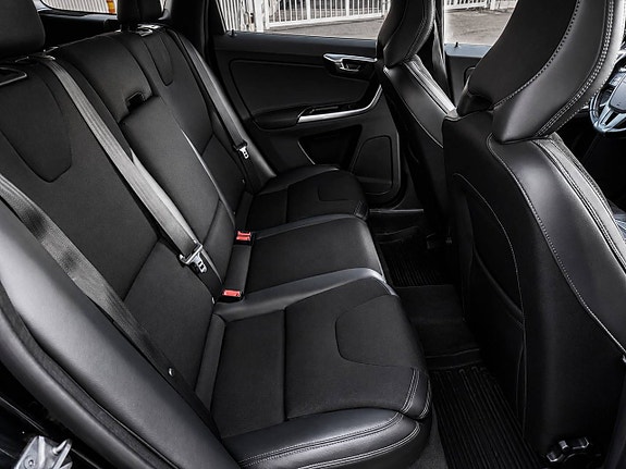 Volvo XC60 20 of 22