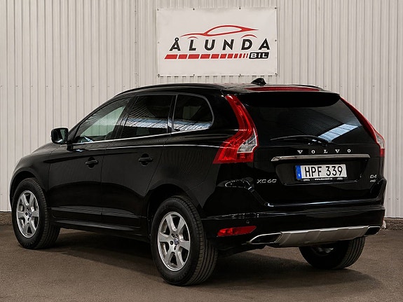 Volvo XC60 5 of 22