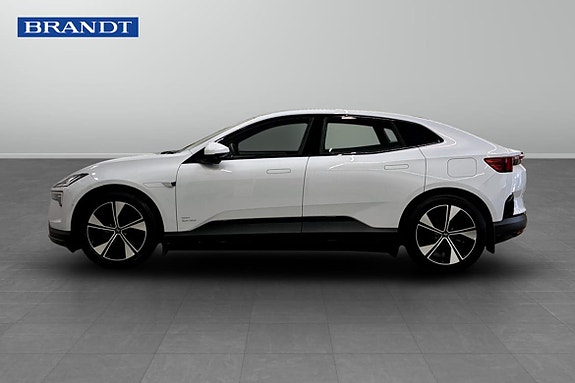 Polestar 4 3 of 5