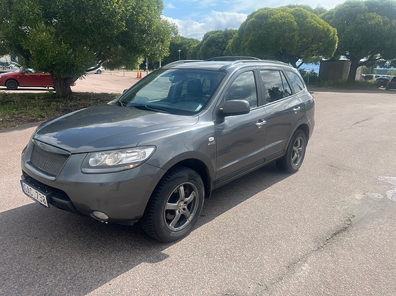 Hyundai Santa Fe 4 of 5