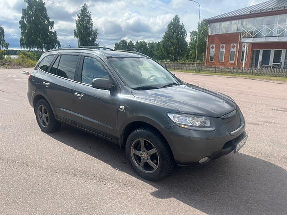 Hyundai Santa Fe 3 of 5