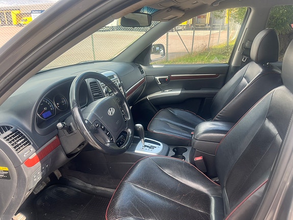 Hyundai Santa Fe 5 of 5