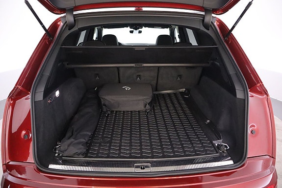 Audi Q7 24 of 26