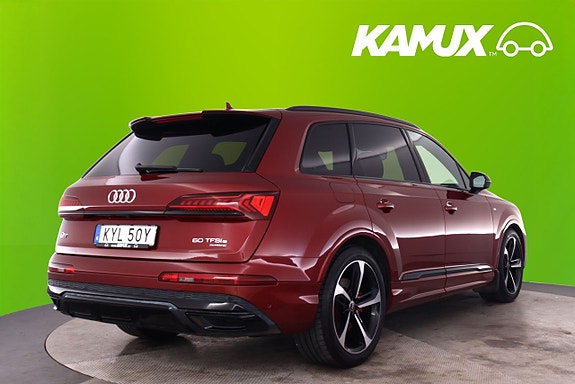 Audi Q7 4 of 26