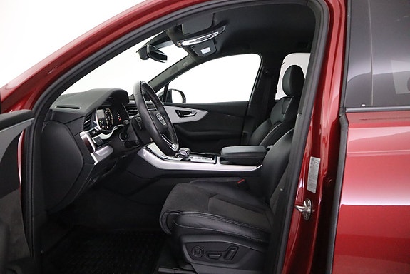 Audi Q7 12 of 26