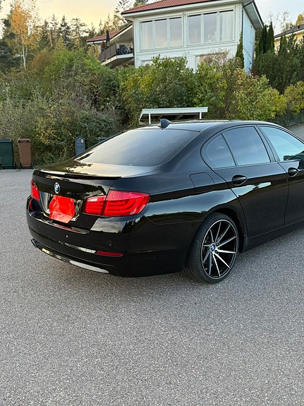BMW 520d 5 of 9