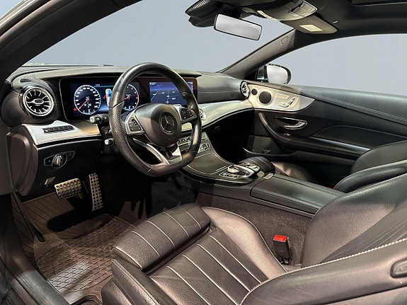 Mercedes-Benz E200 7 of 21