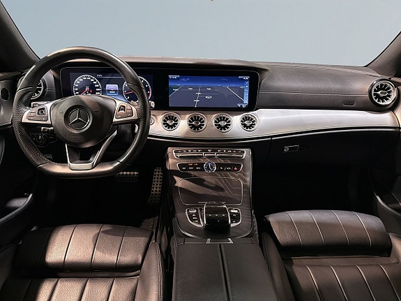 Mercedes-Benz E200 8 of 21