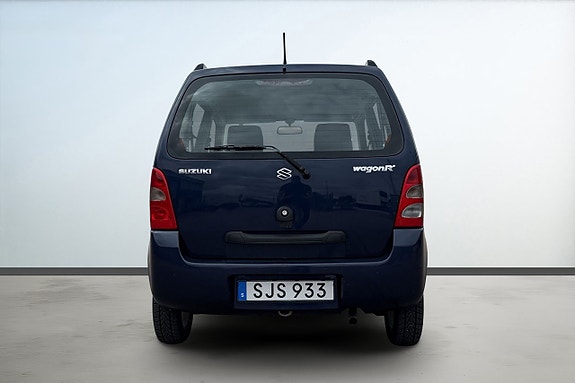 Suzuki Wagon R+ 4 of 5