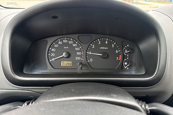 Suzuki Wagon R+ 18 of 18