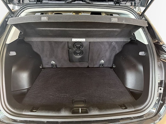 Jeep Compass 10 of 23