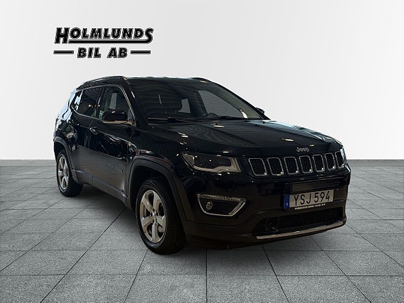 Jeep Compass 19 of 23