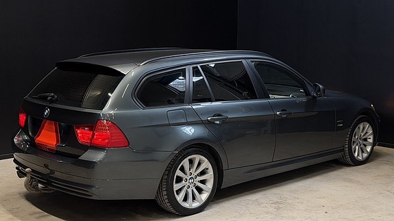 BMW 320 8 of 21