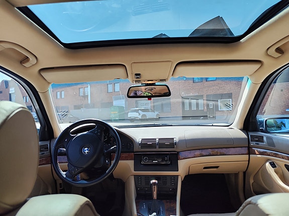 BMW 540i 6 of 6
