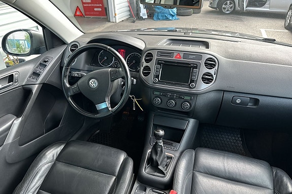 Volkswagen Tiguan 9 of 22