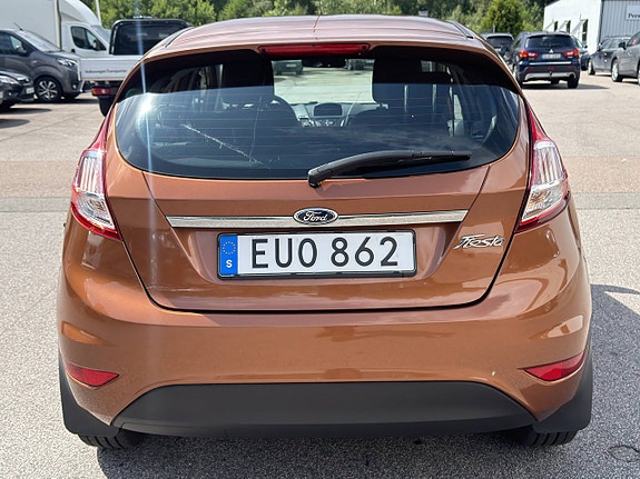 Ford Fiesta 5 of 5