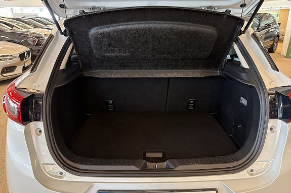 Mazda CX-3 12 of 18
