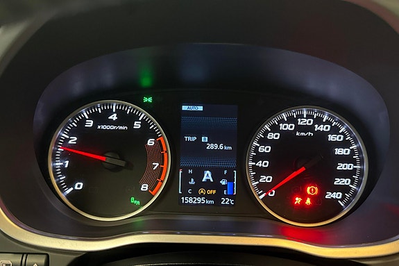 Mitsubishi Eclipse Cross 8 of 16