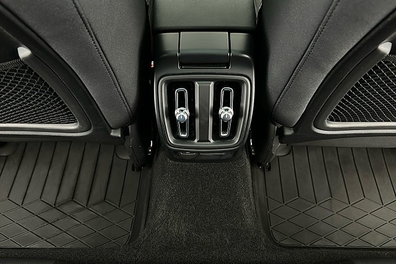 Polestar 2 25 of 30