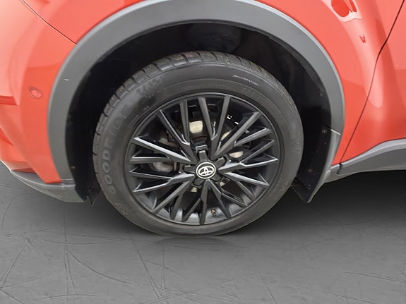 Toyota C-HR 29 of 30