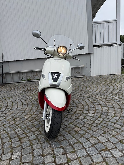 Peugeot Django 5 of 5
