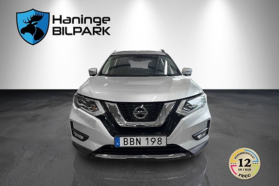 Nissan X-Trail 3 of 5