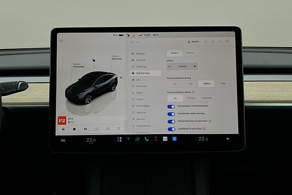 Tesla Model Y 25 of 26
