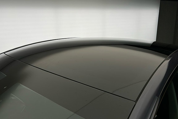 Tesla Model Y 17 of 26